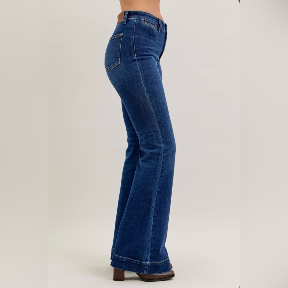 JUDY BLUE All Day High Rise Flare - Picture 7 of 7
